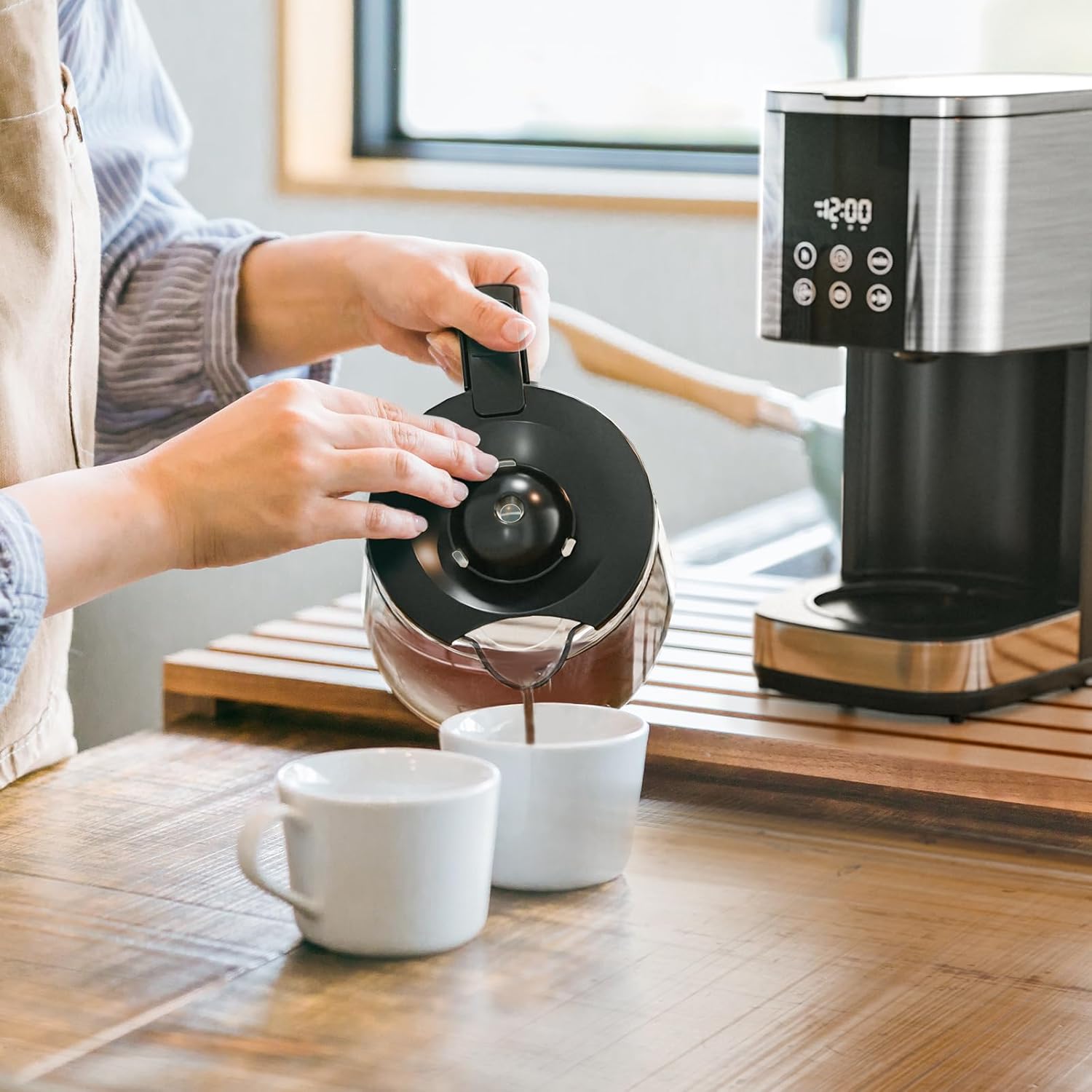 Kismile 10 Cup Drip Coffee maker with Led Display & Touch Screen CM3743